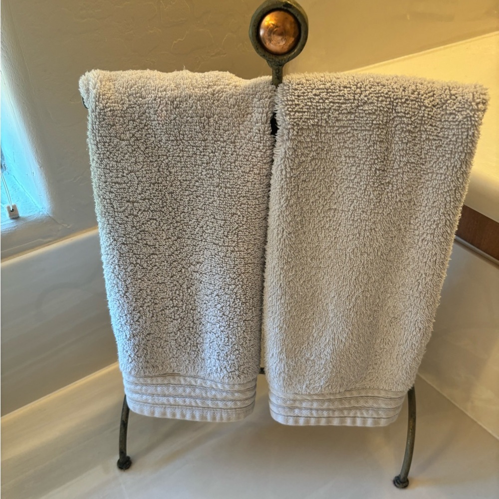 Hand Towel Holder